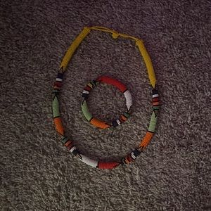 AFRICAN NECKLACE AND BRACELET SET